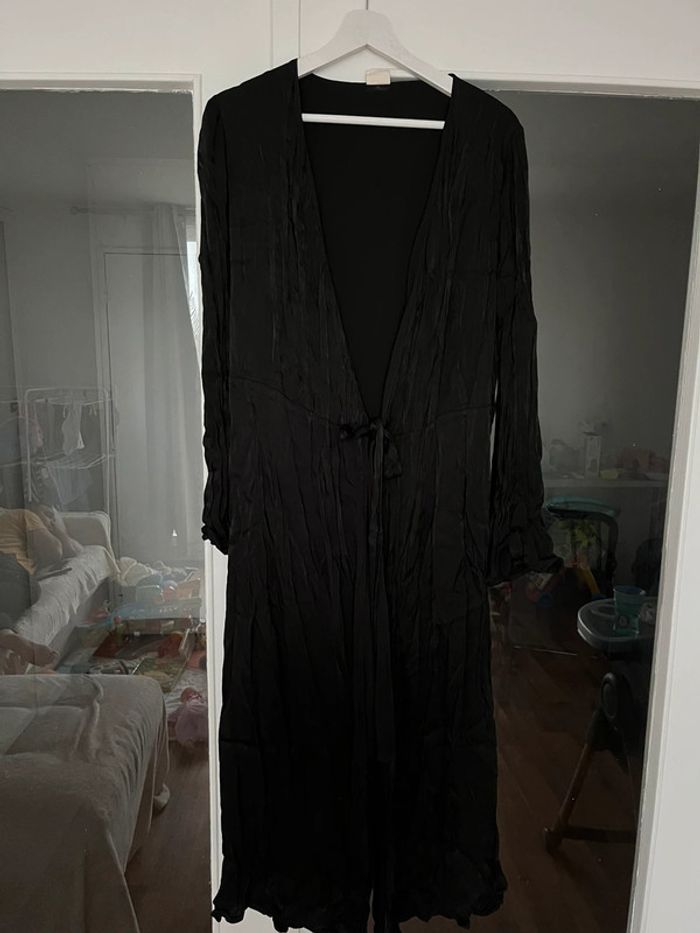 Robe longue satinée - photo numéro 2