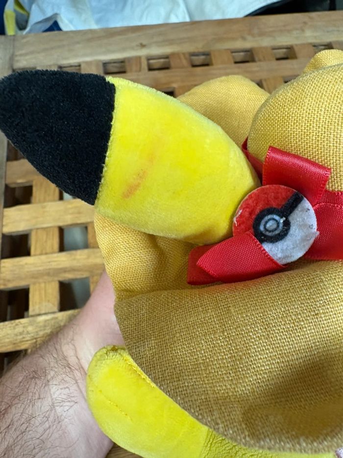 Peluche pokemon pikachu - photo numéro 2