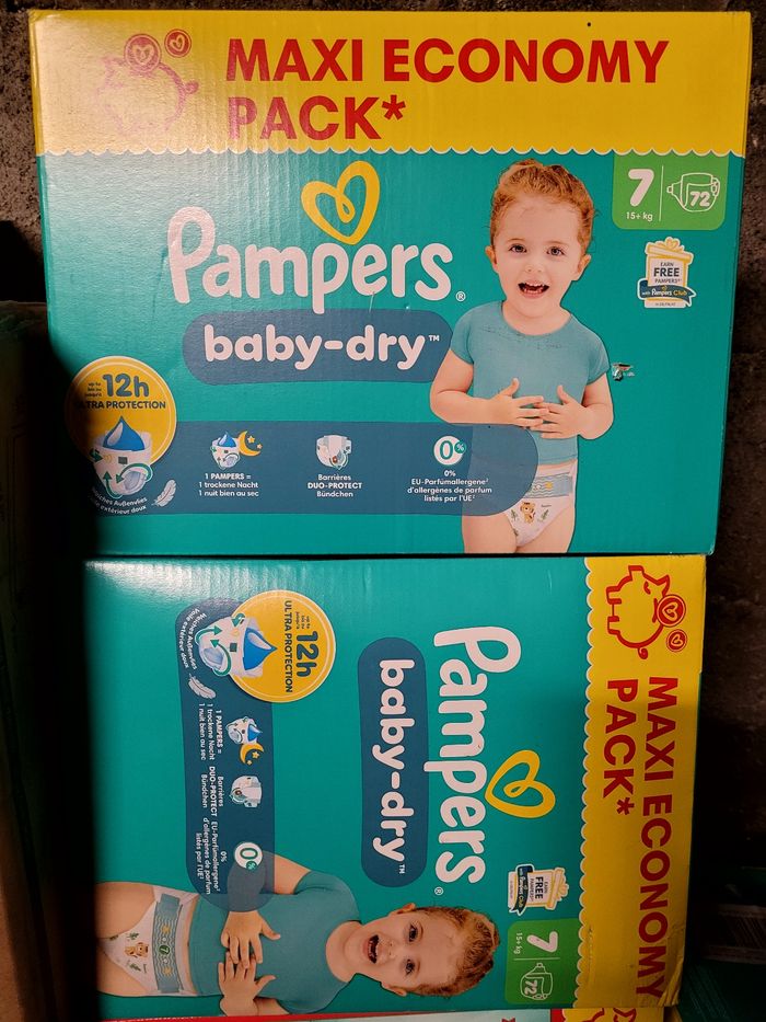 Lot pampers Baby Dry Taille 7