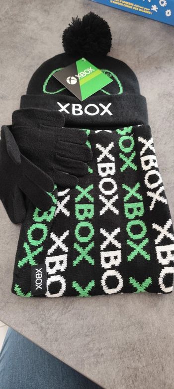 Lot bonnet cache cou gants