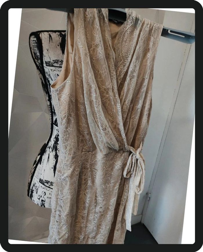 Robe  beige - photo numéro 3