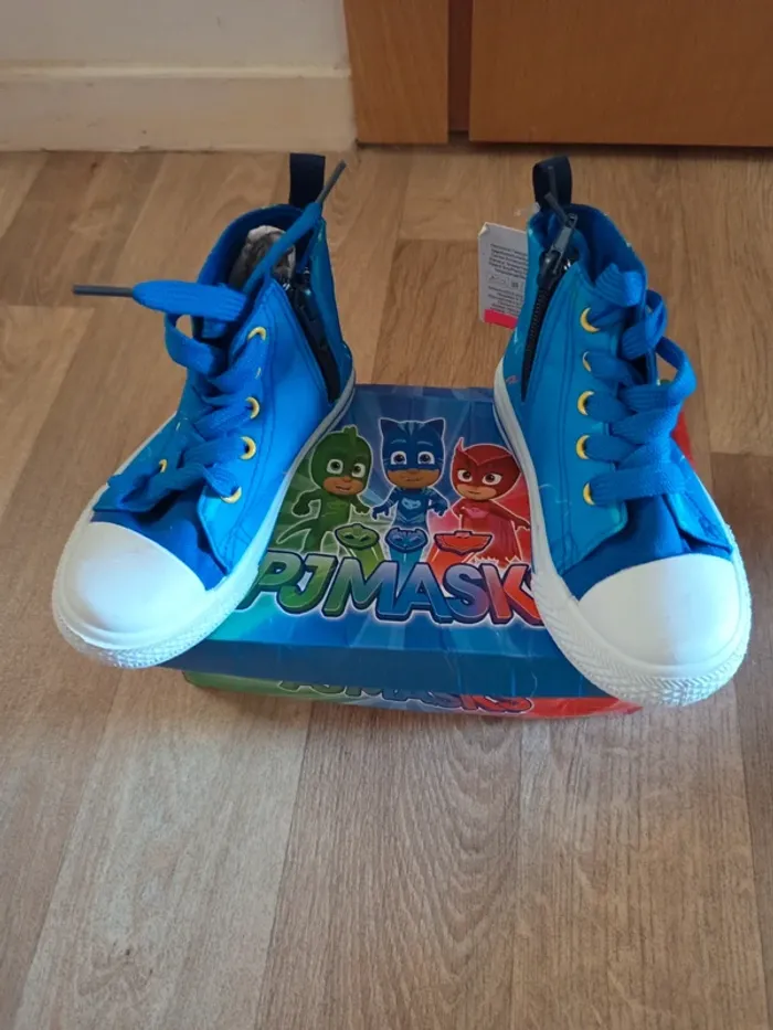 Chaussures garçon Pyjamasks neuves