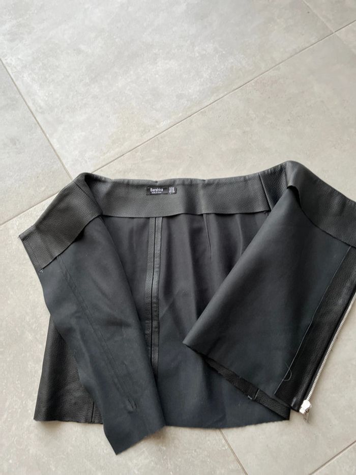 Jupe similicuir Bershka - photo numéro 3