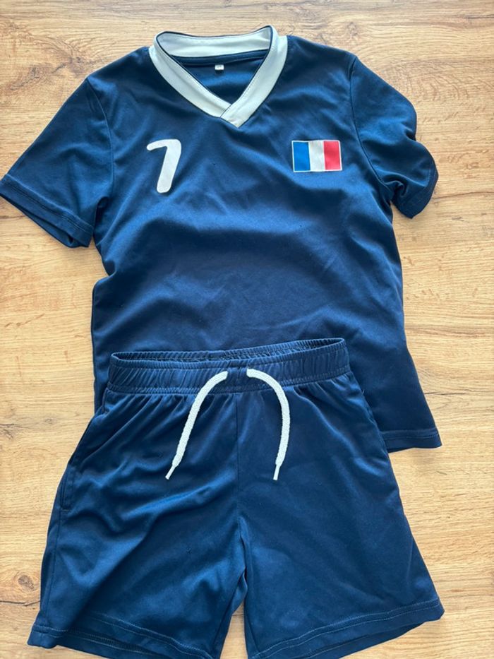 Lot vêtements garçon 6 ans - photo numéro 18