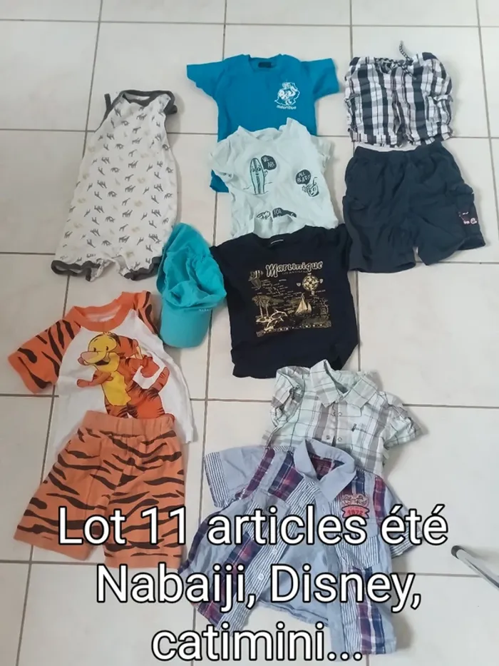 Lot 11 articles été 24 mois