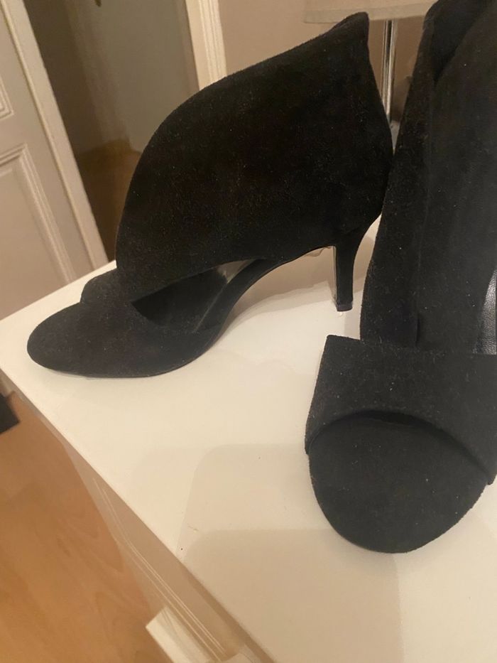 Chaussures noires habillées - photo numéro 2