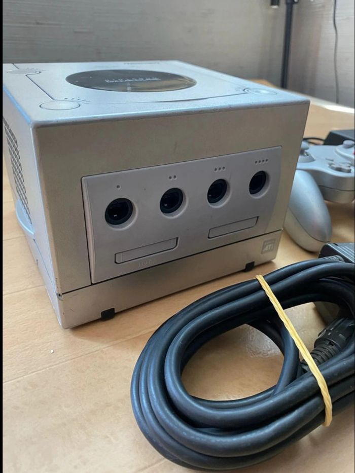 GameCube Grise 569K - Très Bon État - Envoi Rapide - Garantie 6 Mois - photo numéro 3