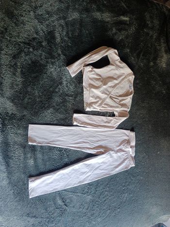 Tenue de danse T6 ans en bon état