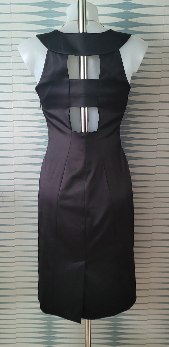 Robe cocktail noire satinée en excellent état taille 38 Caroll - photo numéro 7