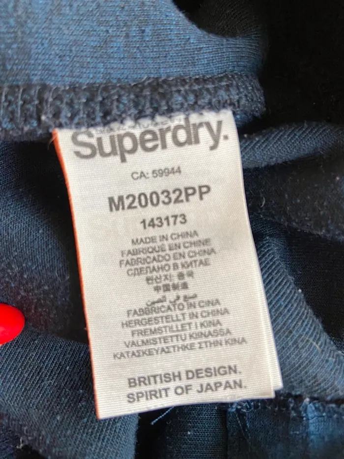 Sweat superdry taille s ou 16 ans - photo numéro 5