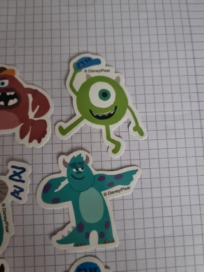 Lot d'autocollants thème pixar monstre et compagnie (lot H) - photo numéro 7