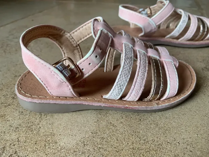 Sandales rose 26 - photo numéro 5