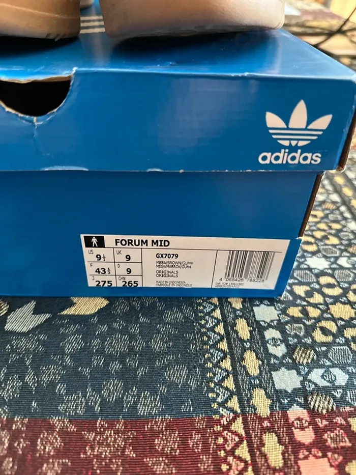 Baskets Adidas - photo numéro 3