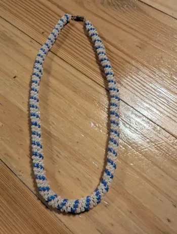 Collier perle tissé main
