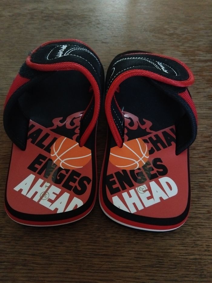 Claquette neuve - photo numéro 2