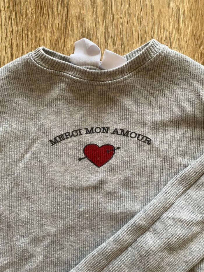 T-shirt manche longue taille 2/3 ans - photo numéro 2