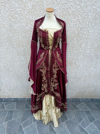 Bindanlli rouge robe de henné 