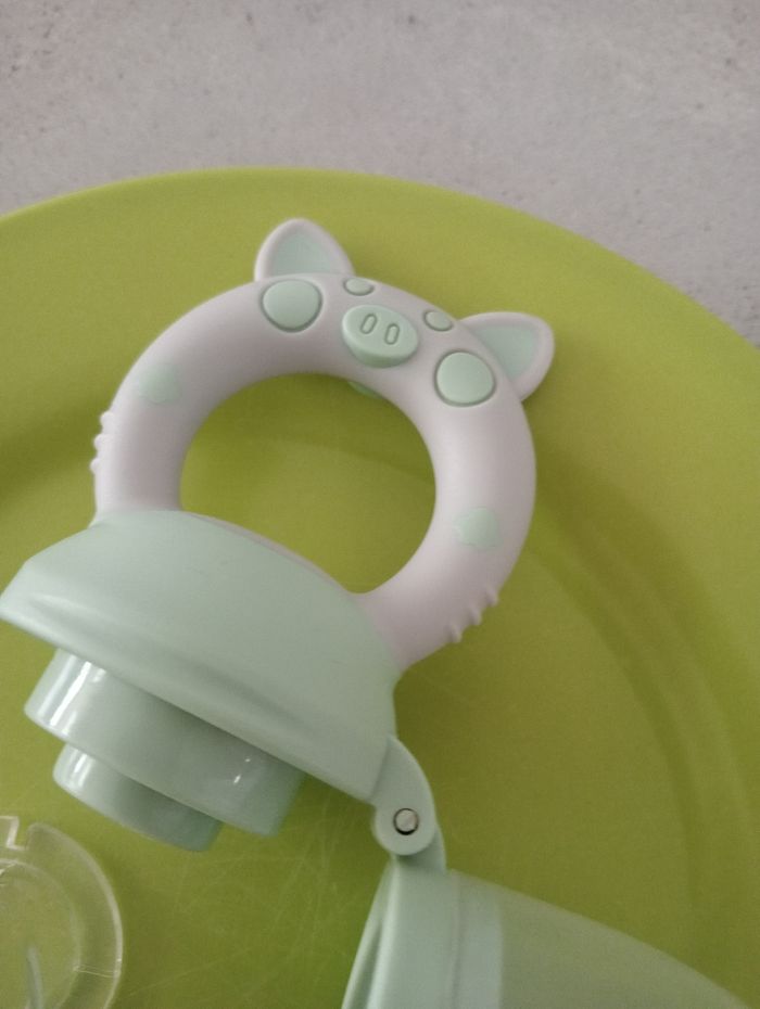 Sucette grignoteuse avec tétine neuve y - photo numéro 4