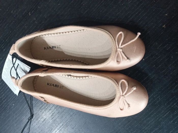 Ballerine Kiabi taille 29 - photo numéro 2