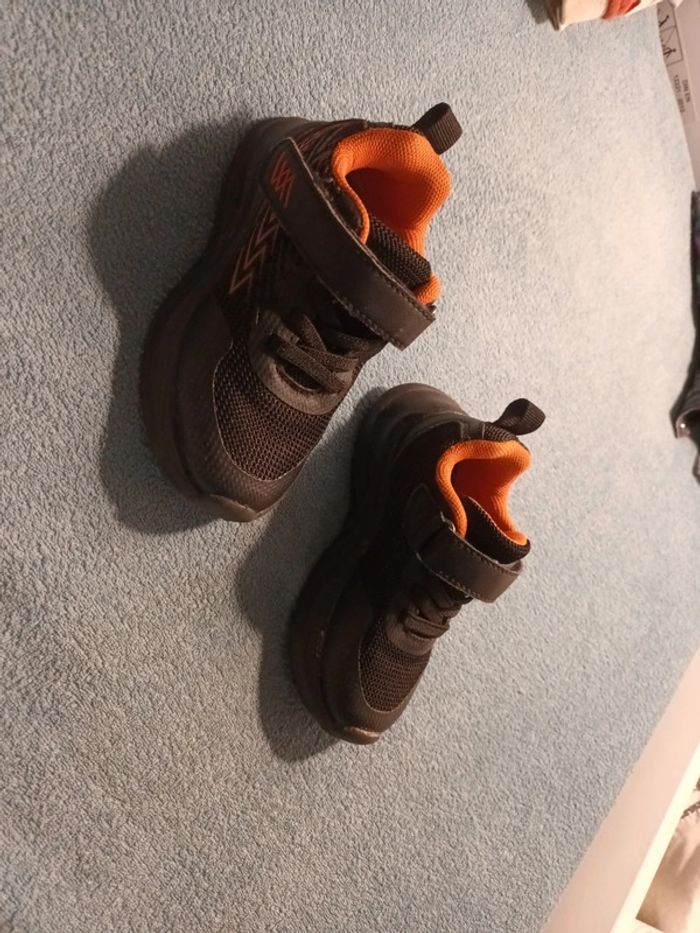 Chaussure 23