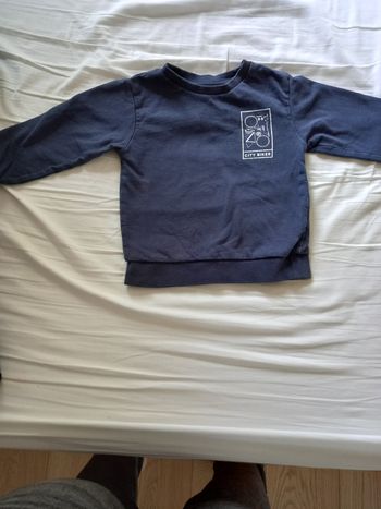 Sweat garcon bleu  3 ans