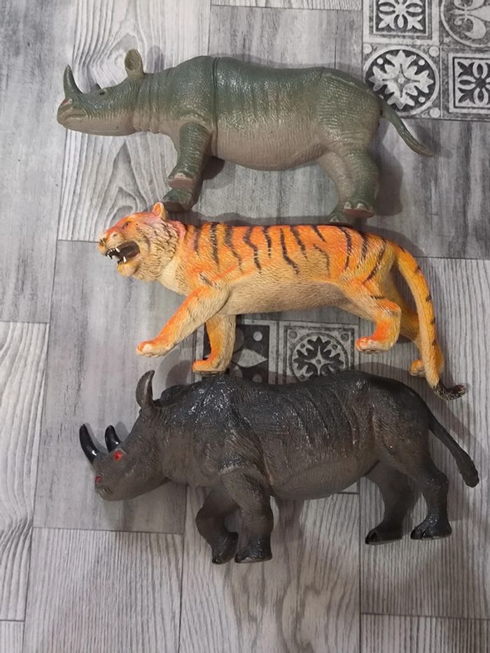 Lot 3 animaux 16 cm environ savane