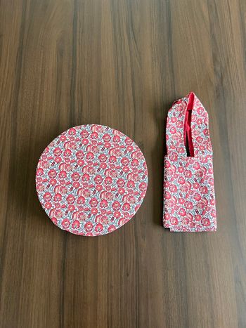 Ensemble sac à tarte et charlotte couvre-plat 