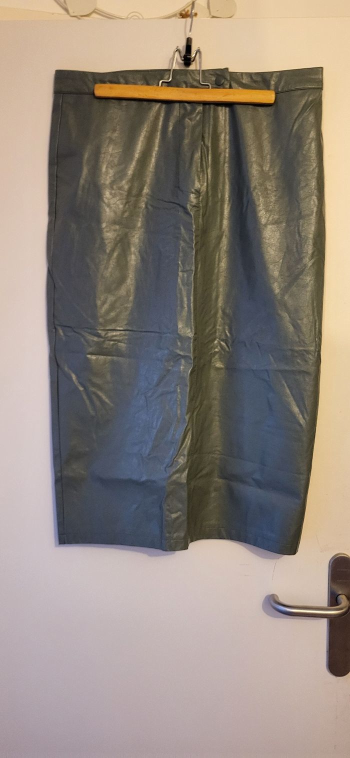 Jupe simili cuir verte bouteille - photo numéro 2