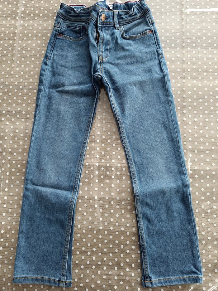Jean regular Okaïdi