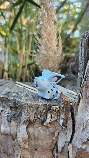 Super figurine Pokemon Nintendo bondai nidoran