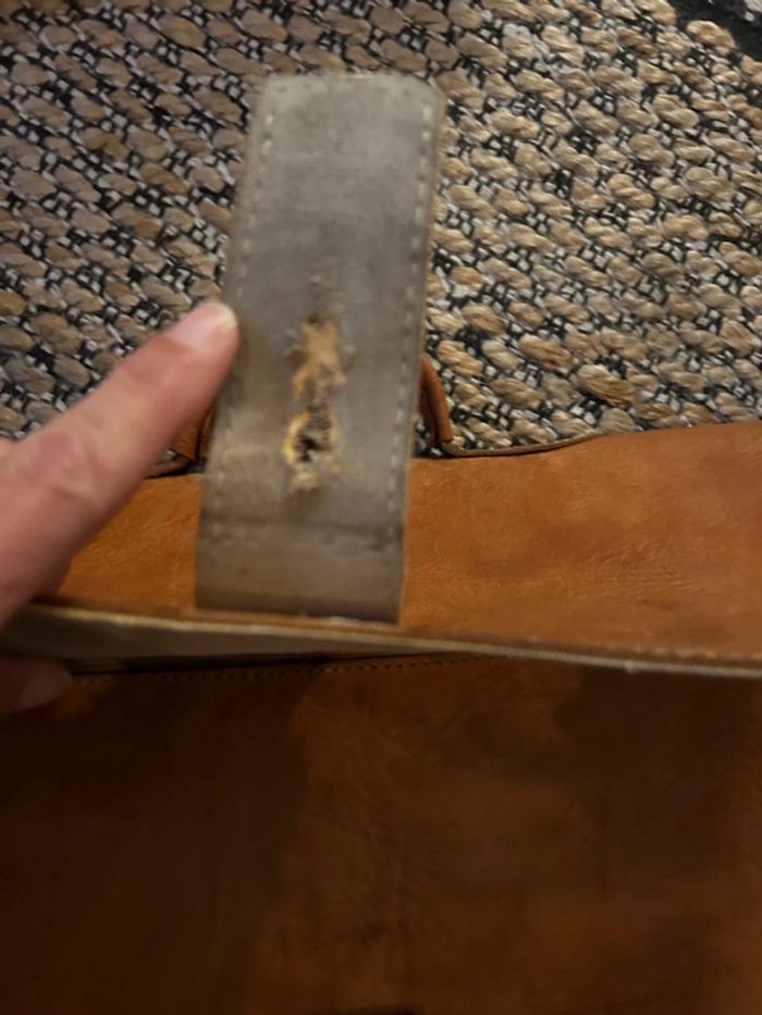 Cartable vintage en cuir naturel - photo numéro 4