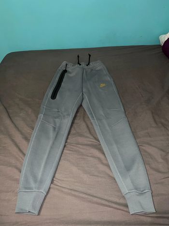 Jogging Nike taille XS unisex