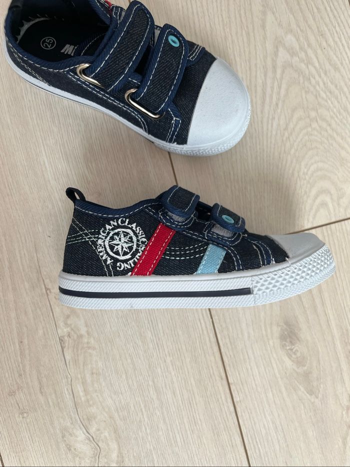 Chaussures neuves pointure 25 - photo numéro 2