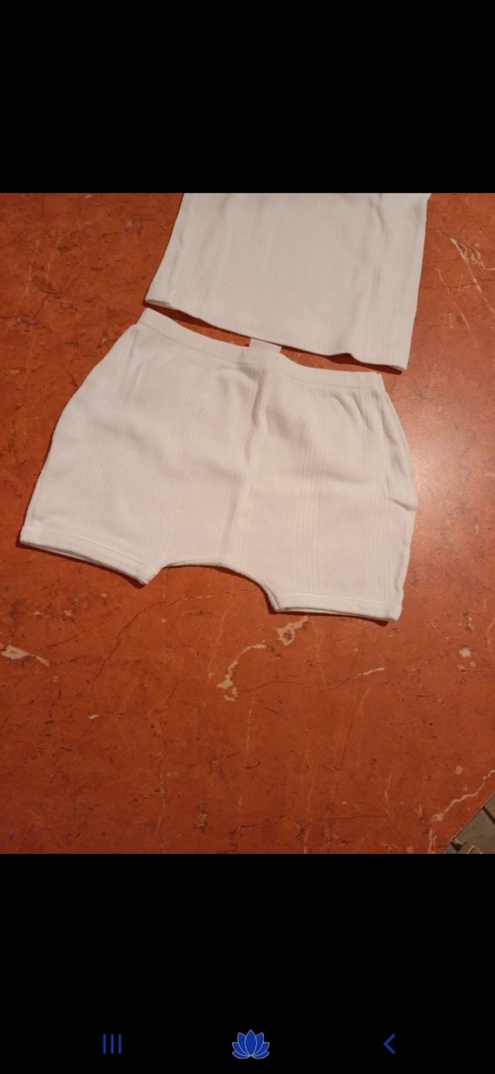 Ensemble ss vêtements bébé taille 3 mois - photo numéro 3