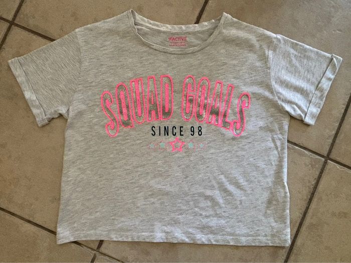 TEE shirt 10-11 ans