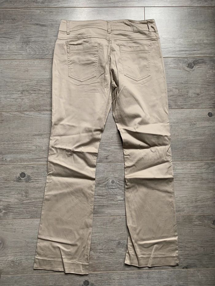 Pantalon beige brillant taille 40 - photo numéro 2