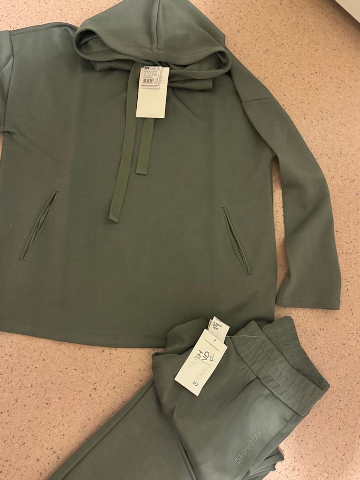 Ensemble sport - photo numéro 3