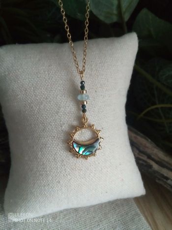 Collier oriental avec pierres semi précieuses