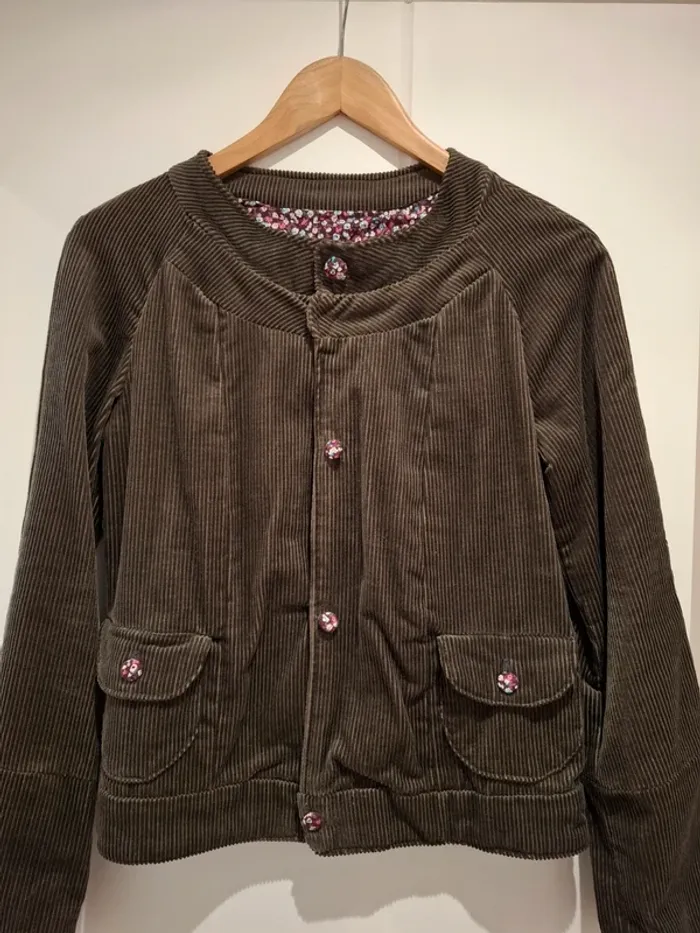 Veste de créateur gris foncé/ tissu fleuri - 36 - photo numéro 2