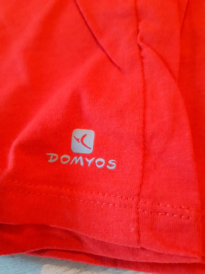 Tee-shirt neuf rouge - photo numéro 3