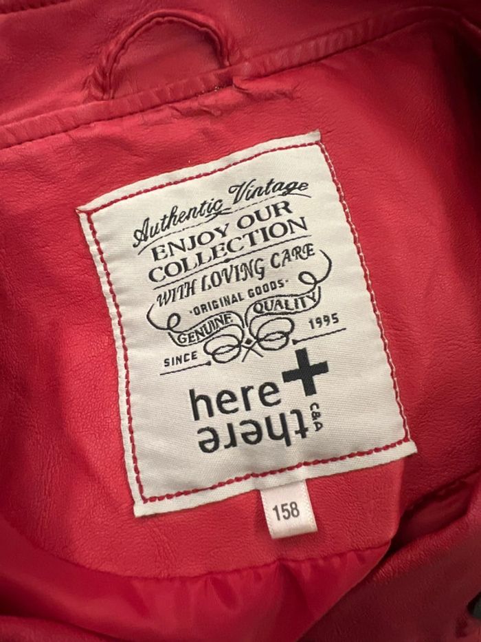 Veste simili cuir c&a très bon état taille 158cm rouge - photo numéro 2