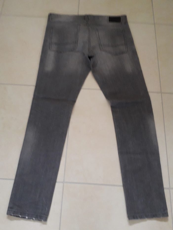 Jean's gris T 42 - photo numéro 2