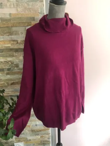 Pull violet col roulé neuf T.L FPC