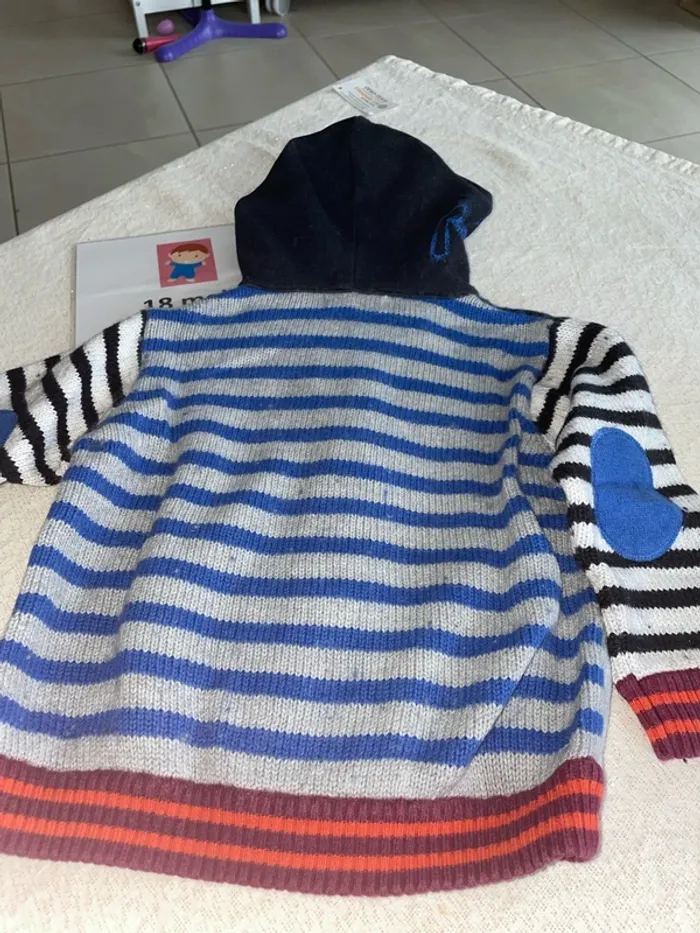 Gilet catimini 18 mois - photo numéro 6