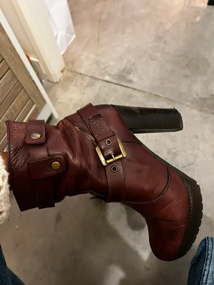 Bottines bordeaux - photo numéro 4