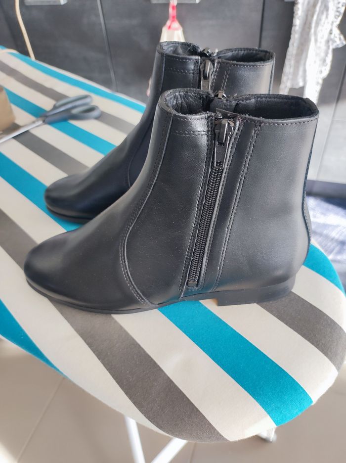 Bottines noires en cuir de Kleman  Neuf - photo numéro 2