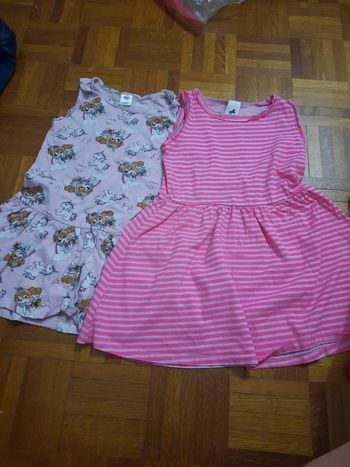 Lot 2 robes 5 ans