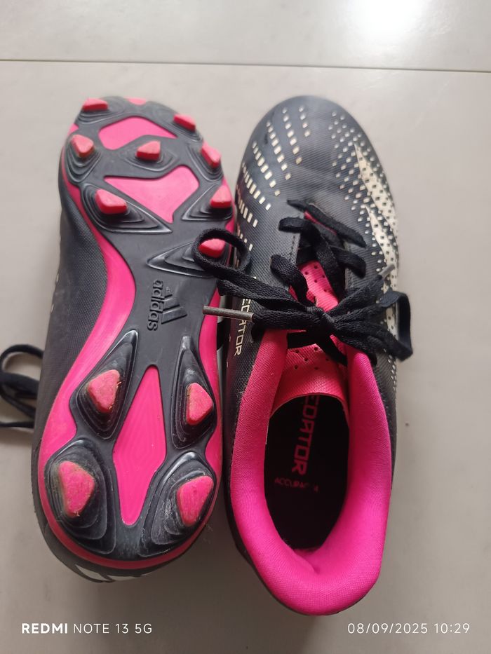 Crampons foot Adidas Predator - photo numéro 3