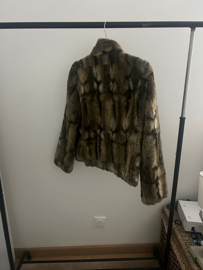 Veste fausse fourrure - photo numéro 3