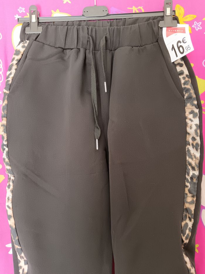 Pantalon noir fluide Tissaia 38 - photo numéro 3